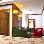 Hotel Dream 3*