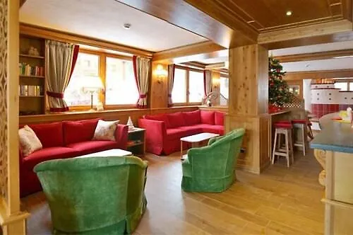 Dream Hotel 3*